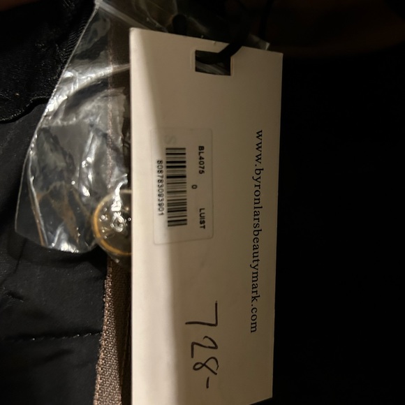 Bryan Lars Rare Peasant Maiden
Bohemian Corset With Open Skirt Sz O
Floral - Picture 11 of 11